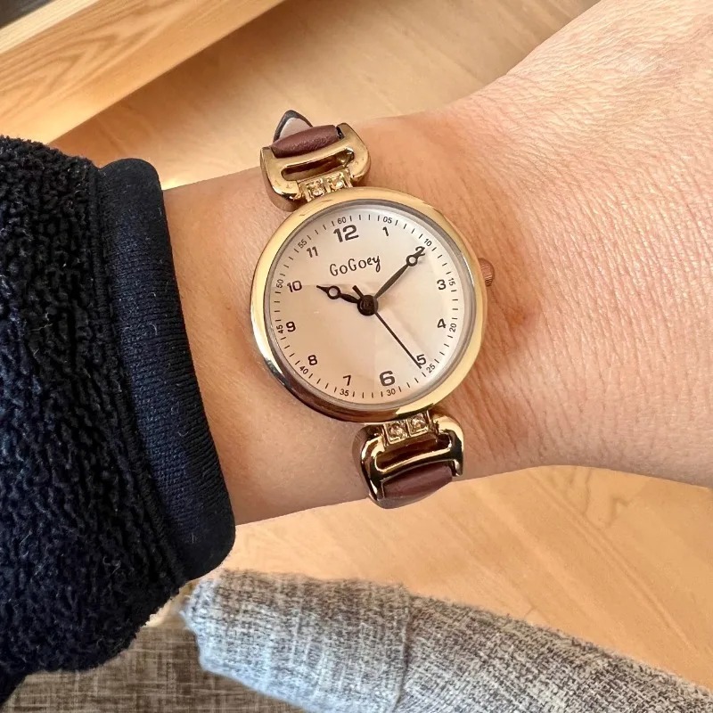 رائجة البيع ساعة نسائية كلاسيك - مراجعة Luxury Watch Arabic وسعره