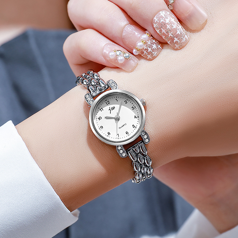 ساعات يد نسائية عصرية هدية فاخ - مراجعة Luxury Watch Arabic وسعره