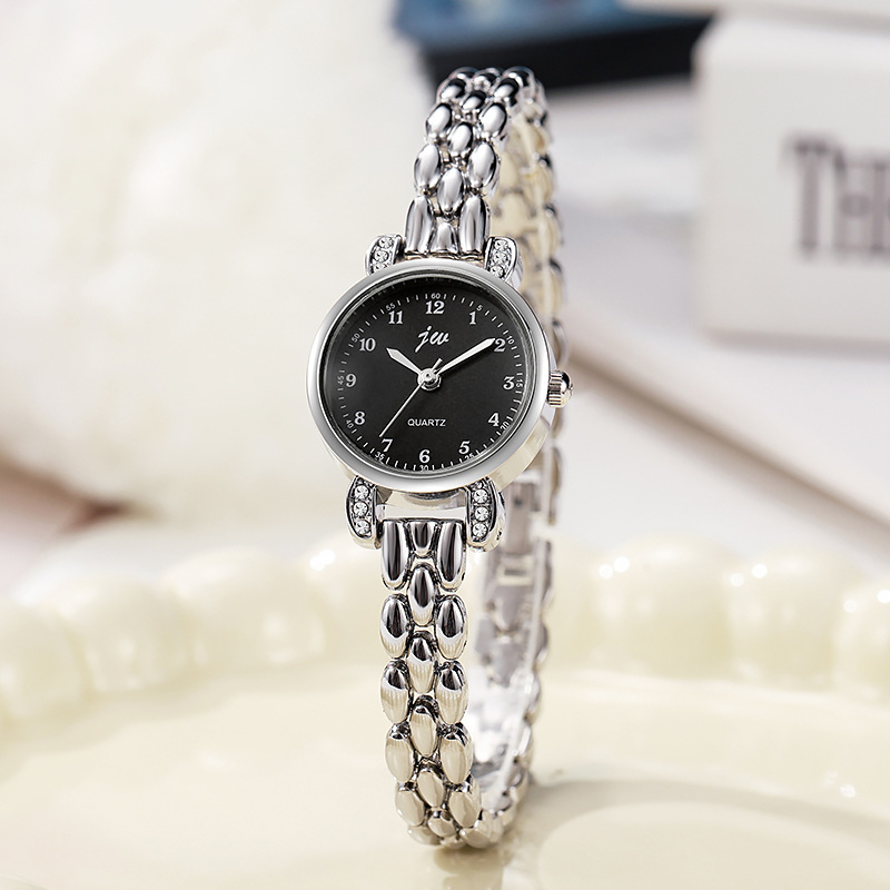 ساعات يد نسائية عصرية هدية فاخ - مراجعة Luxury Watch Arabic وسعره
