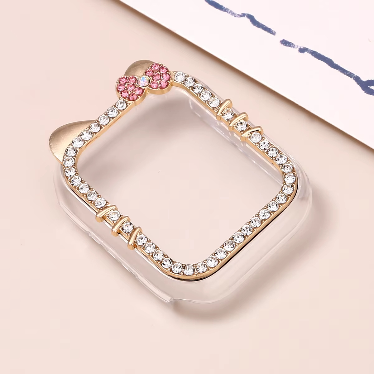 الفاخرة لطيف هريرة القط الماس  - مراجعة Luxury Watch Apple وسعره