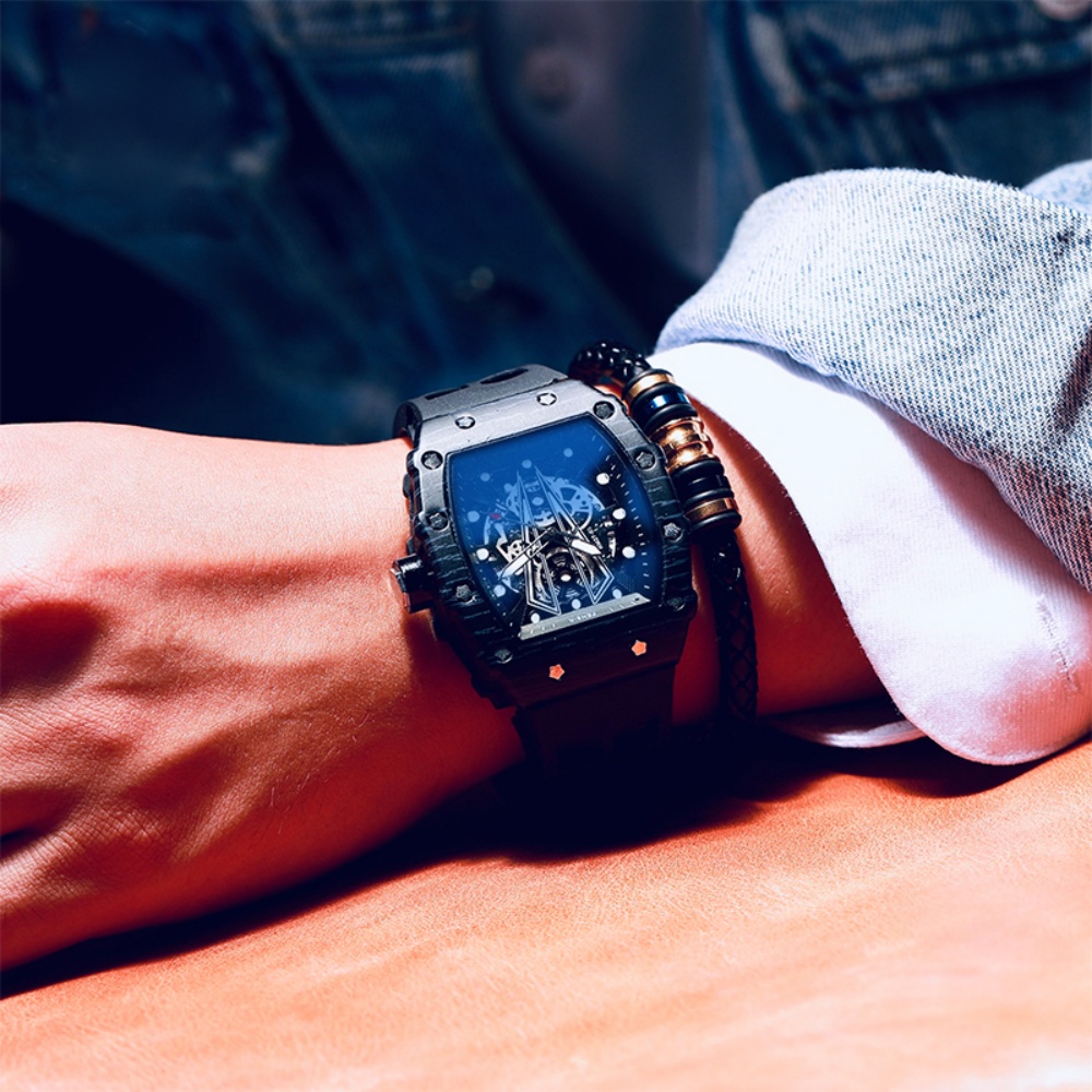 ساعة كوارتز رجالية عملية وشائع - مراجعة Luxury Watch Offers وسعره